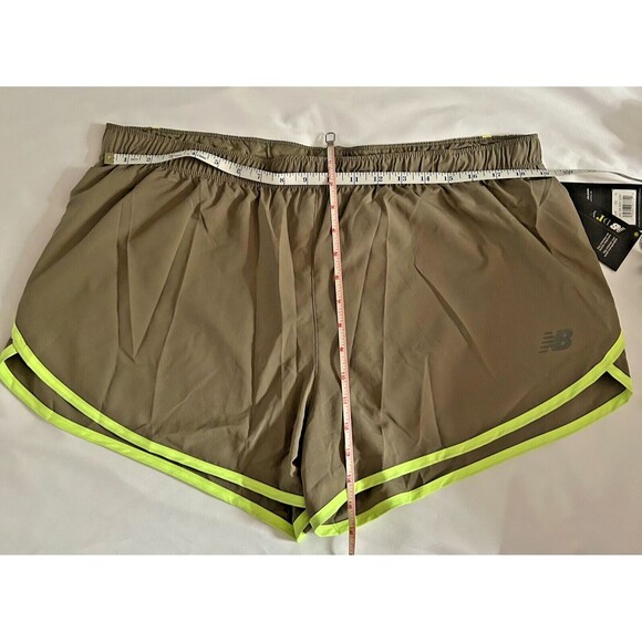 NEW BALANCE Green WS91824X Women's Running Shorts Core 3in Woven - Sz XL - NWT - Picture 8 of 8